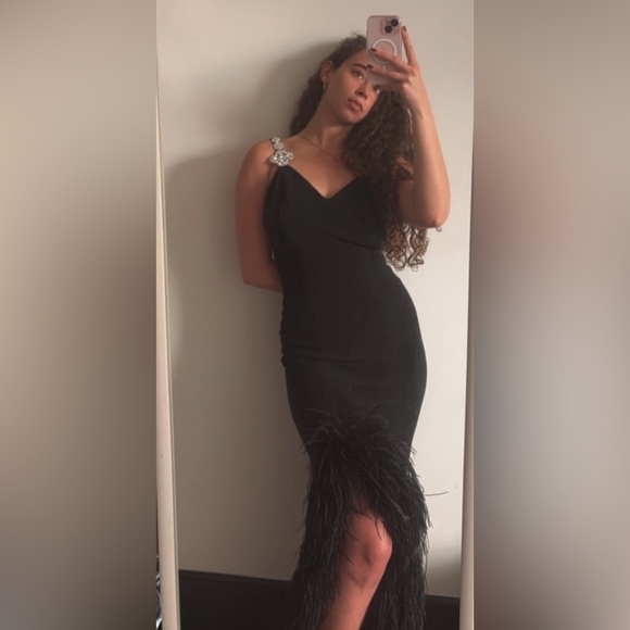 Vintage 90s Lillie Rubin Black Crystal Detailed Strap Feather Slit Evening Gown - Picture 5 of 17